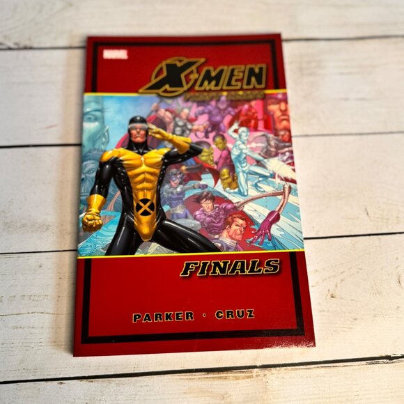 X-Men First Class Finals Marvel TPB Parker Cruz Giant-Size X-Men Graphic Novel - Picture 1 of 4